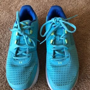 Women’s Tennis Shoes